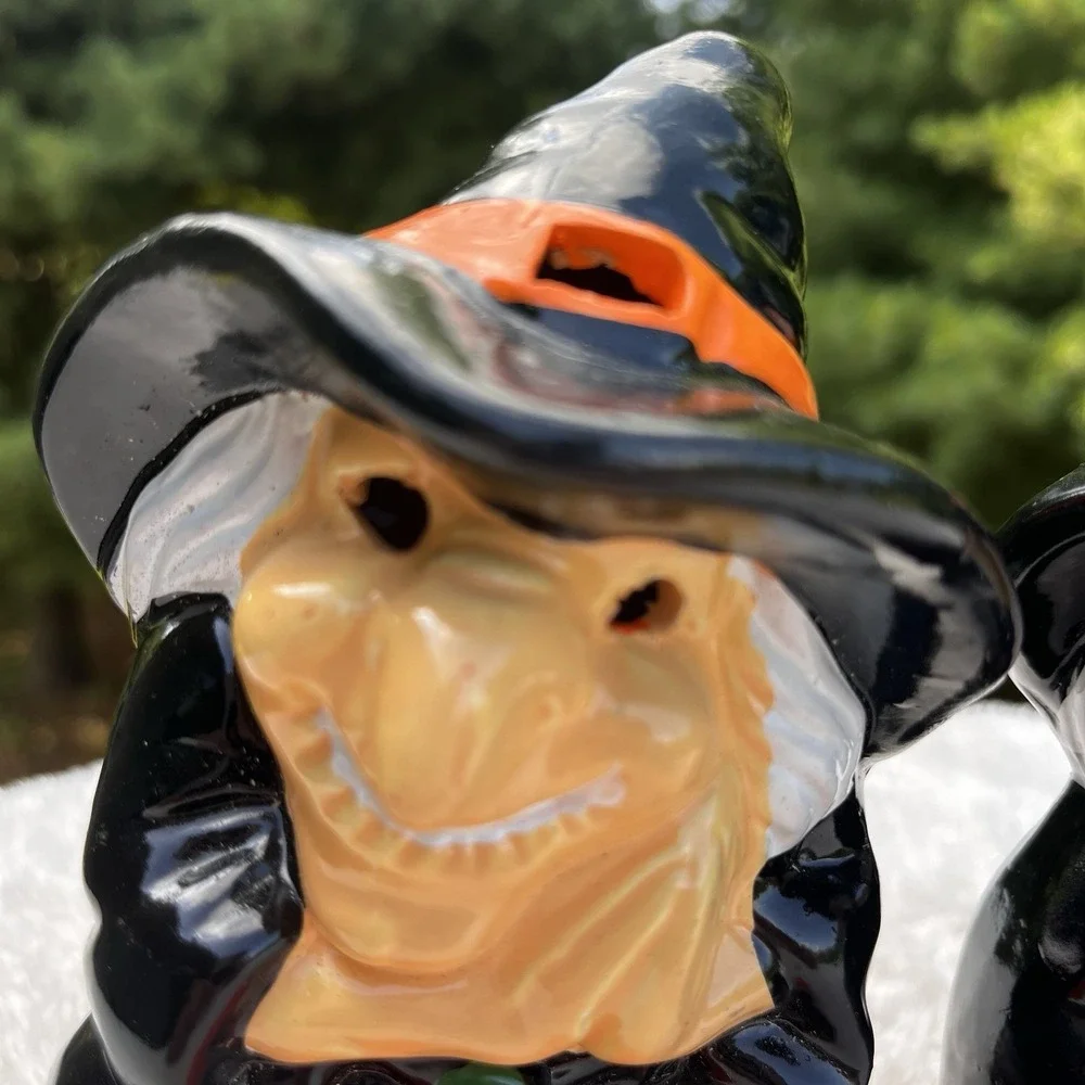 Vintage Halloween Witches 5.5